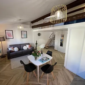 Nice Renting - Massena - Loft - Heart Of Vieil - The Market With Sea View Antibes